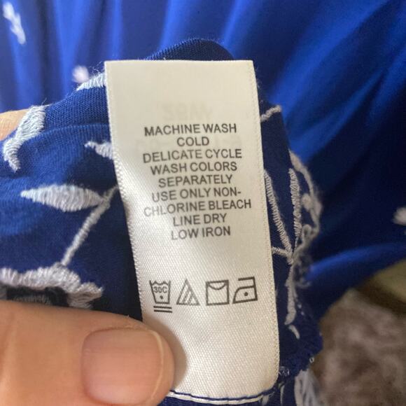 Women Within Blue Dress with White Embroidery Size 26 - Picture 9 of 11